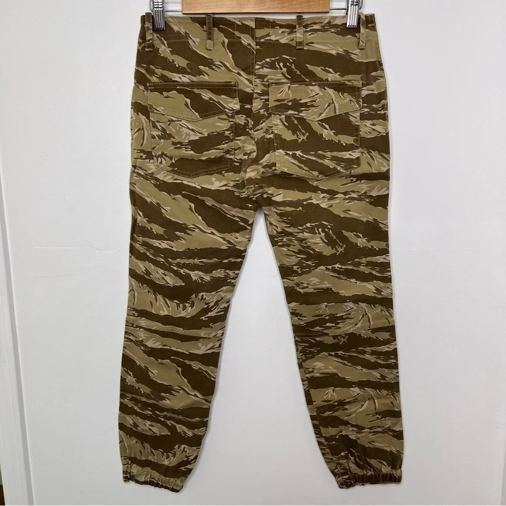 NILI LOTAN NWT Khaki Tiger Camo Cropped French Military Pants